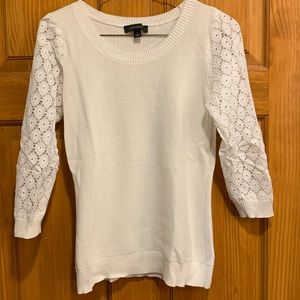 Ann Taylor 3/4 sleeve sweater